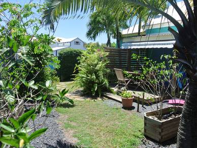Garten Bungalow, Guadeloupe Sprachreise